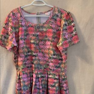 LULAROE AMELIA PINK GLORAL DRESS